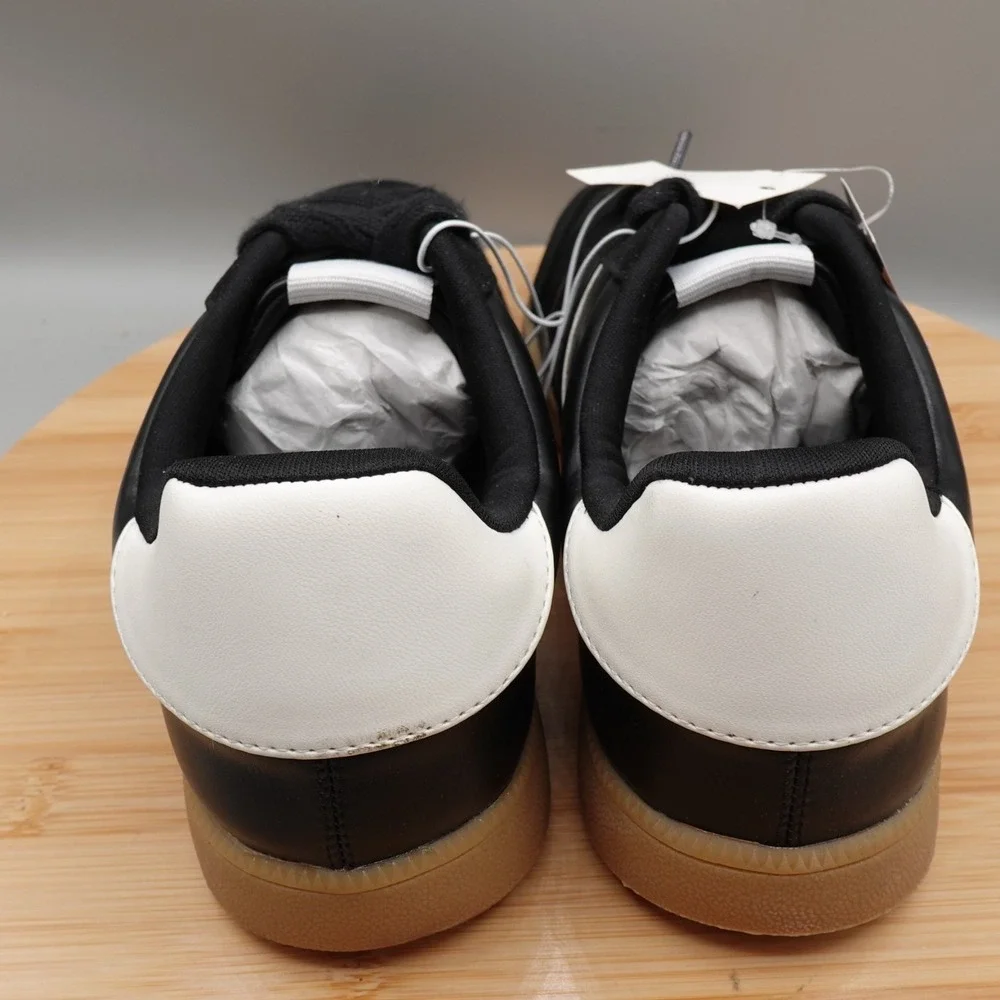 Falls Creek Women's Size 8.5 M Black Nora Sneakers Gum NWT 45 MSRP‎